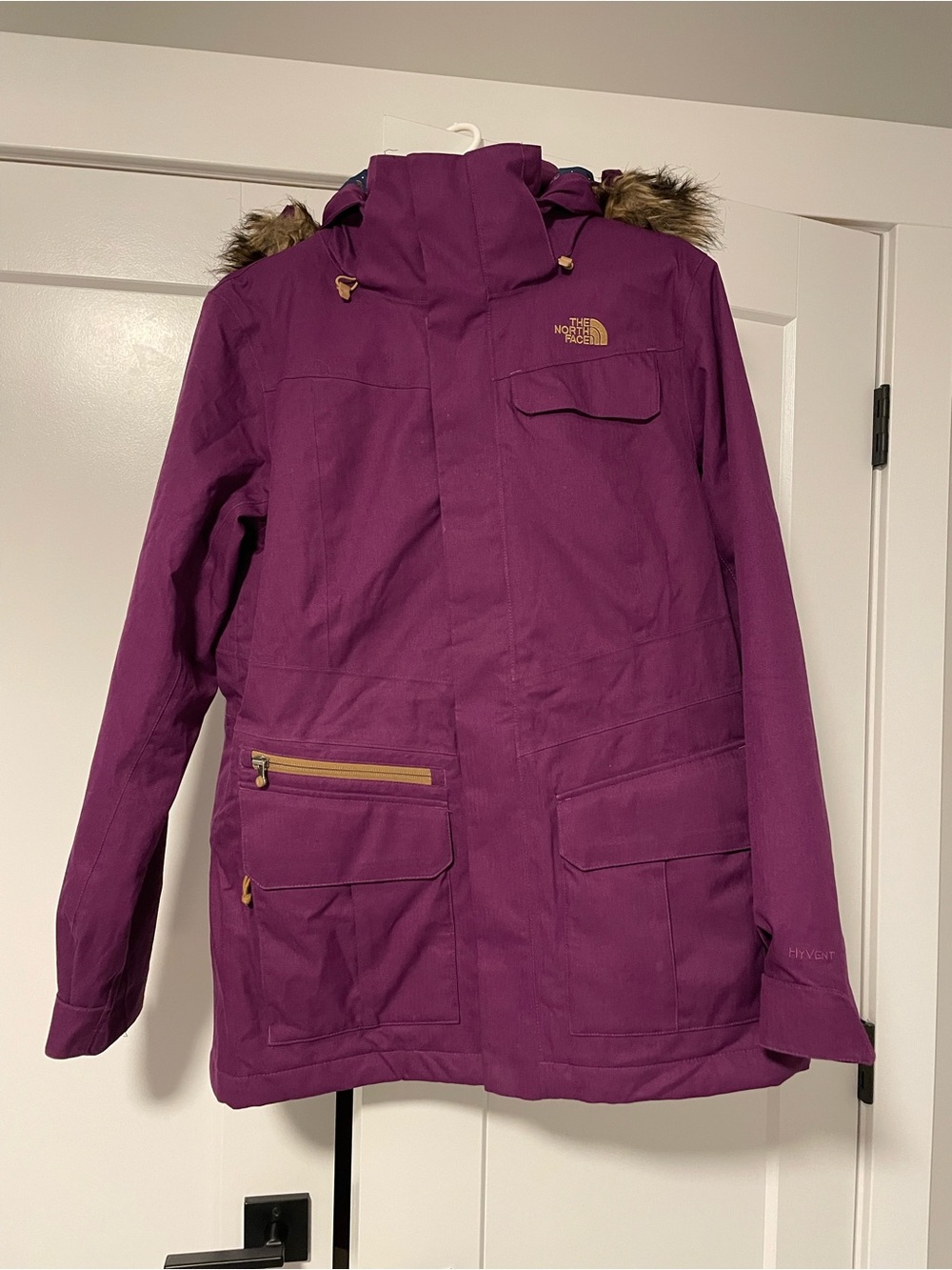 The North Face Women’s Purple HyVent Winter Parka with Faux Fur Hood – Size L